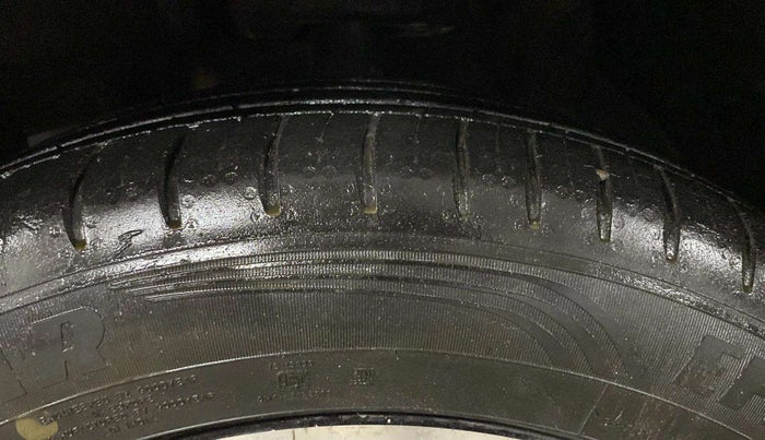 2021 MG HECTOR PLUS SHARP 1.5 PETROL TURBO DCT 6-STR, Petrol, Automatic, 33,843 km, Left Front Tyre Tread