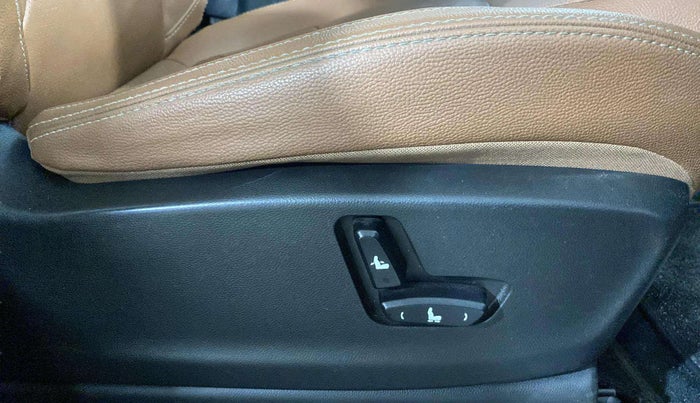 2021 MG HECTOR PLUS SHARP 1.5 PETROL TURBO DCT 6-STR, Petrol, Automatic, 33,843 km, Driver Side Adjustment Panel