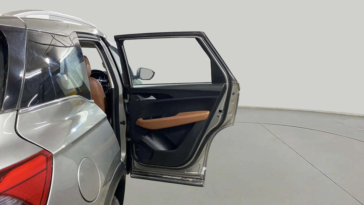 2021 MG HECTOR PLUS SHARP 1.5 PETROL TURBO DCT 6-STR, Petrol, Automatic, 33,843 km, RHS Rear Door