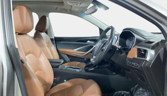2021 MG HECTOR PLUS SHARP 1.5 PETROL TURBO DCT 6-STR, Petrol, Automatic, 33,843 km, Right Side Front Door Cabin