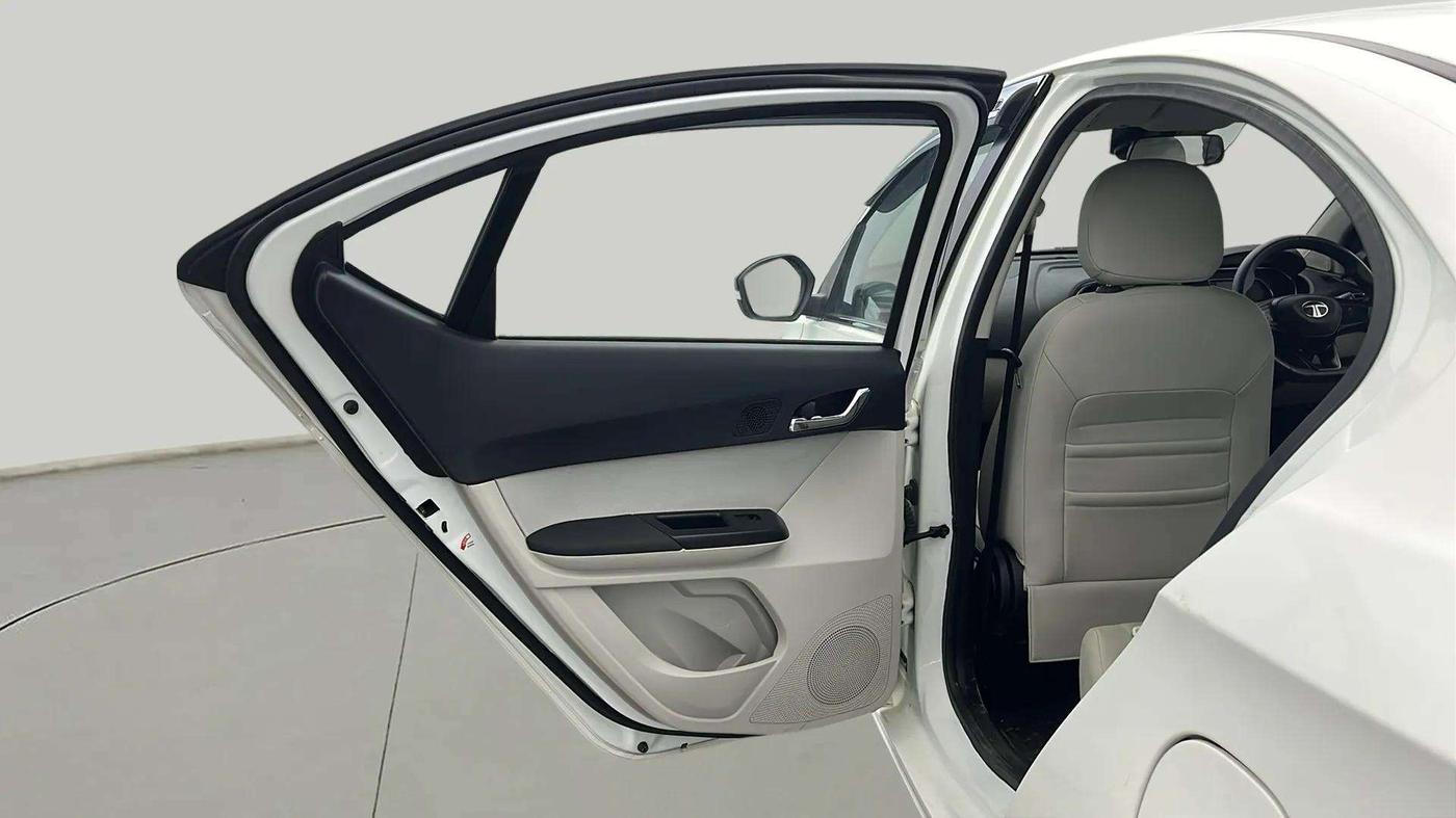 2024 Tata TIGOR XZA Plus iCNG , CNG, Automatic, 15,203 km, LHS Rear Door