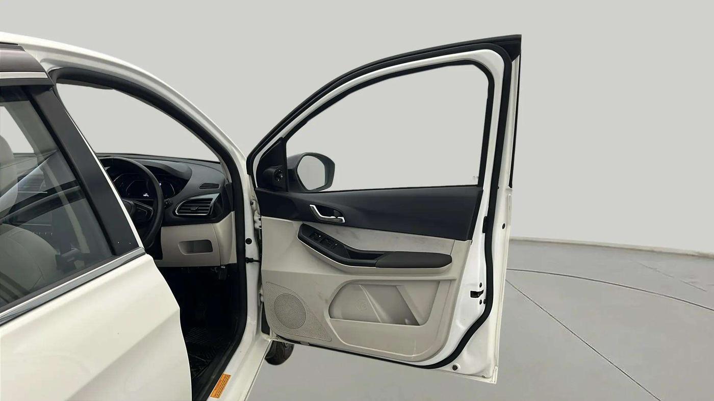 2024 Tata TIGOR XZA Plus iCNG , CNG, Automatic, 15,203 km, RHS Front Door