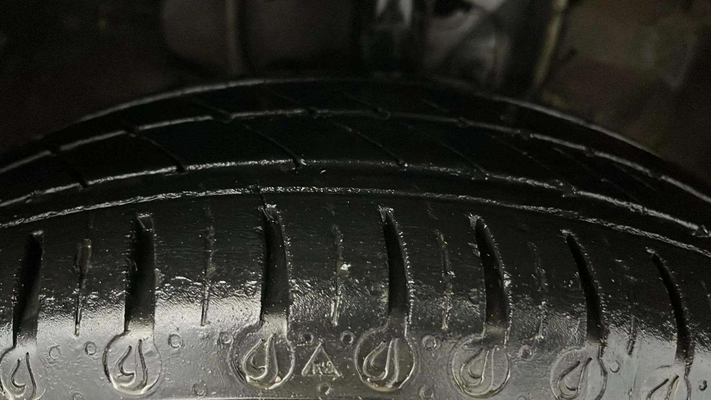 2024 Tata TIGOR XZA Plus iCNG , CNG, Automatic, 15,203 km, Right Front Tyre Tread
