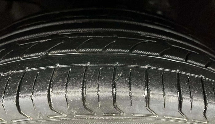 2016 Honda City 1.5L I-VTEC V MT, Petrol, Manual, 91,136 km, Left Front Tyre Tread