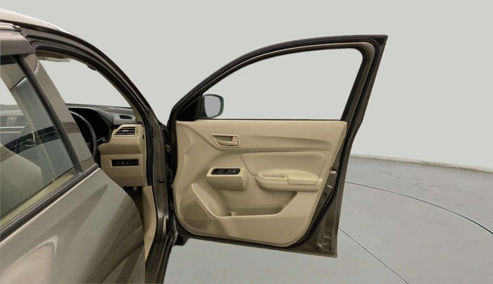 2020 Maruti Dzire LXI, Petrol, Manual, 31,966 km, RHS Front Door
