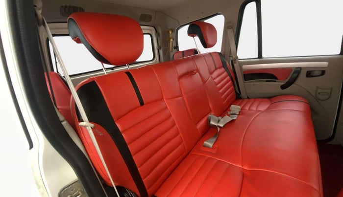 2022 Mahindra Scorpio S11 2WD, Diesel, Manual, 31,718 km, Right Side Rear Door Cabin