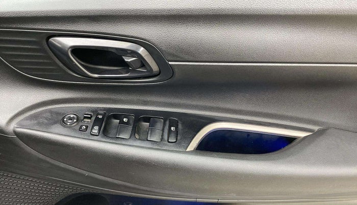 2021 Hyundai NEW I20 Asta 1.0 GDI Turbo IMT, Petrol, Manual, 56,061 km, Driver Side Door Panels Control