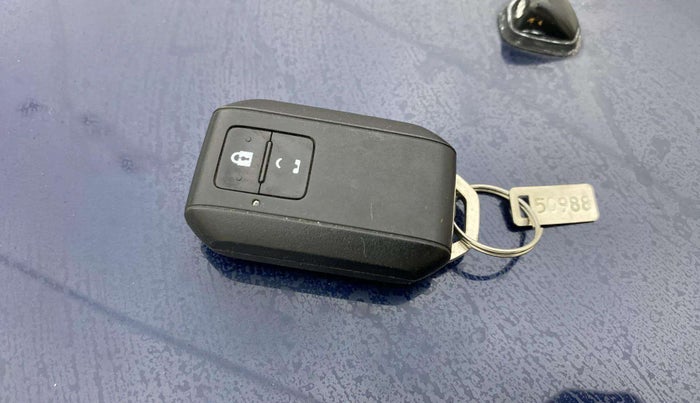 2022 Maruti IGNIS ZETA 1.2 AMT, Petrol, Automatic, 38,807 km, Key Close Up