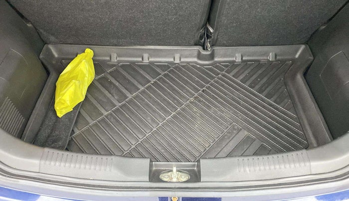 2022 Maruti IGNIS ZETA 1.2 AMT, Petrol, Automatic, 38,807 km, Boot Inside