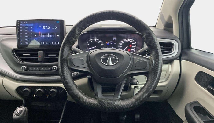 2021 Tata ALTROZ XE PETROL, Petrol, Manual, 28,917 km, Steering Wheel Close Up