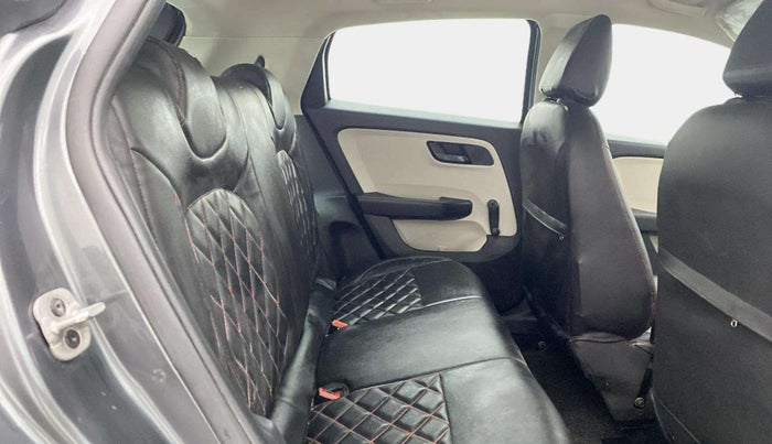 2021 Tata ALTROZ XE PETROL, Petrol, Manual, 28,917 km, Right Side Rear Door Cabin