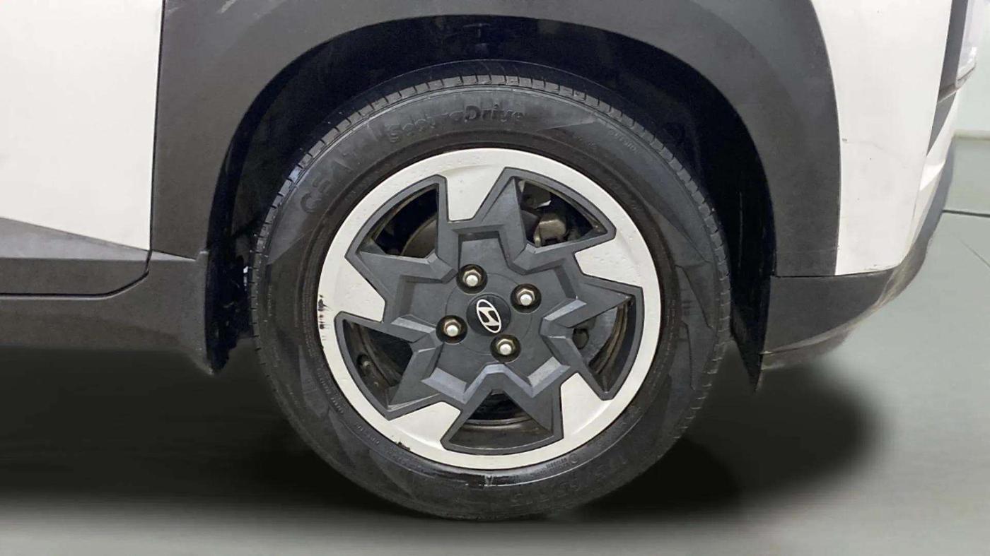 2024 Hyundai EXTER SX 1.2 CNG MT, CNG, Manual, 26,609 km, Right Front Wheel
