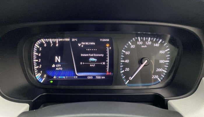 2024 Tata PUNCH Creative Dual Tone AMT Sunroof , Petrol, Automatic, 7,296 km, Odometer Image