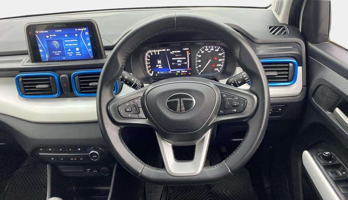 2024 Tata PUNCH Creative Dual Tone AMT Sunroof , Petrol, Automatic, 7,296 km, Steering Wheel Close Up