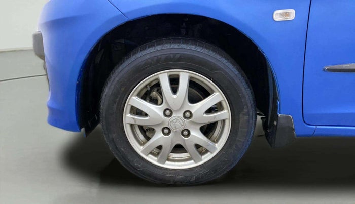 2012 Honda Brio V MT, Petrol, Manual, 71,964 km, Left Front Wheel