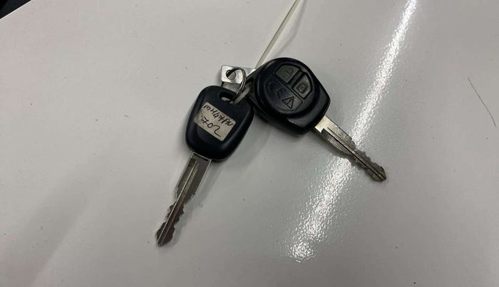 2020 Maruti S PRESSO VXI PLUS AMT, Petrol, Automatic, 27,292 km, Key Close Up