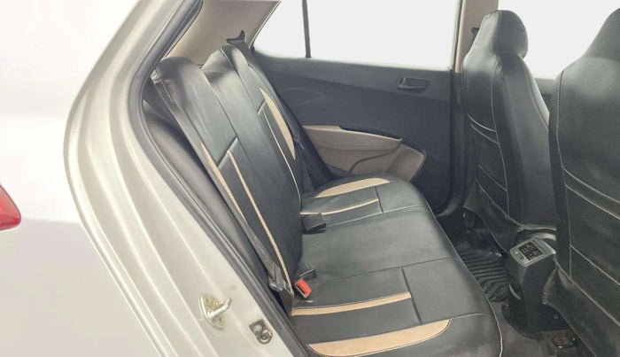 2018 Hyundai Grand i10 MAGNA 1.2 KAPPA VTVT, Petrol, Manual, 33,044 km, Right Side Rear Door Cabin