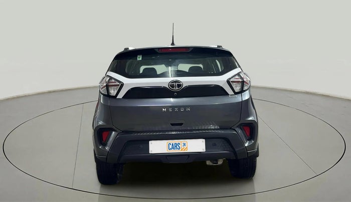 2020 Tata NEXON XMA SUNROOF PETROL, Petrol, Automatic, 29,090 km, Back/Rear