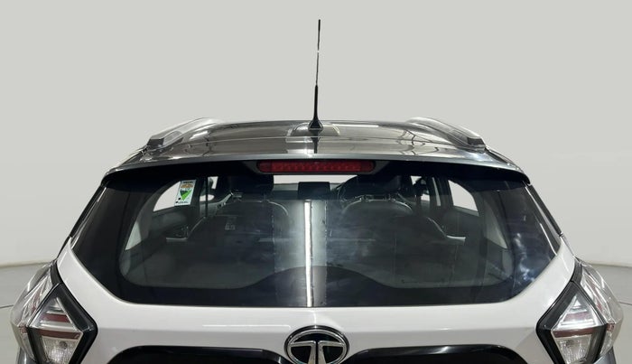 2020 Tata NEXON XMA SUNROOF PETROL, Petrol, Automatic, 29,090 km, Rear Windshield