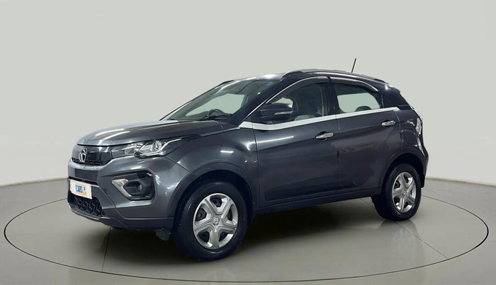 2020 Tata NEXON XMA SUNROOF PETROL, Petrol, Automatic, 29,090 km, Left Front Diagonal