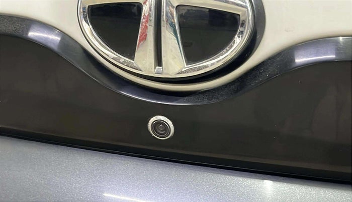 2020 Tata NEXON XMA SUNROOF PETROL, Petrol, Automatic, 29,090 km, Parking Camera