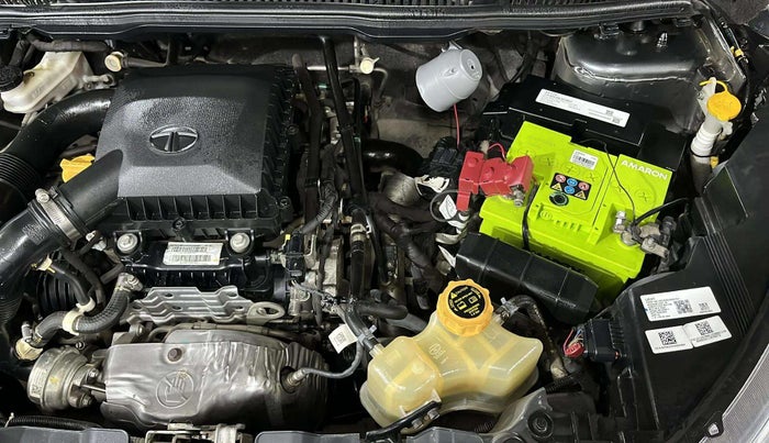 2020 Tata NEXON XMA SUNROOF PETROL, Petrol, Automatic, 29,090 km, Engine View - Left