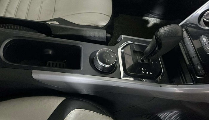 2020 Tata NEXON XMA SUNROOF PETROL, Petrol, Automatic, 29,090 km, Gear Lever