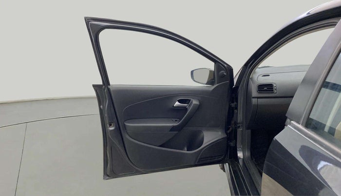2022 Volkswagen Polo TRENDLINE 1.0L, Petrol, Manual, 8,539 km, LHS Front Door