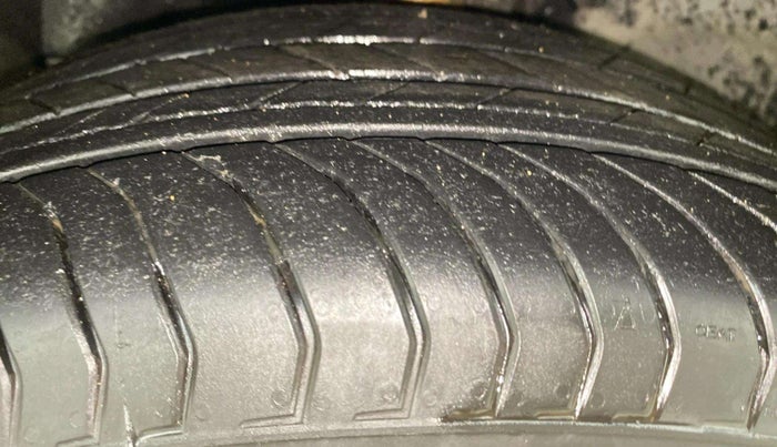 2018 Ford Ecosport TITANIUM + 1.5L PETROL AT, Petrol, Automatic, 66,638 km, Left Front Tyre Tread
