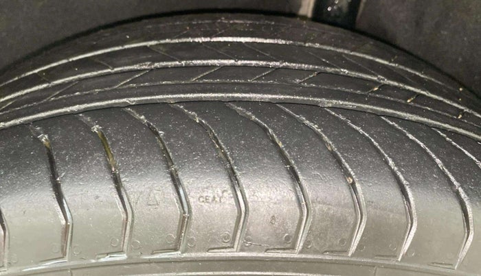 2018 Ford Ecosport TITANIUM + 1.5L PETROL AT, Petrol, Automatic, 66,638 km, Left Rear Tyre Tread