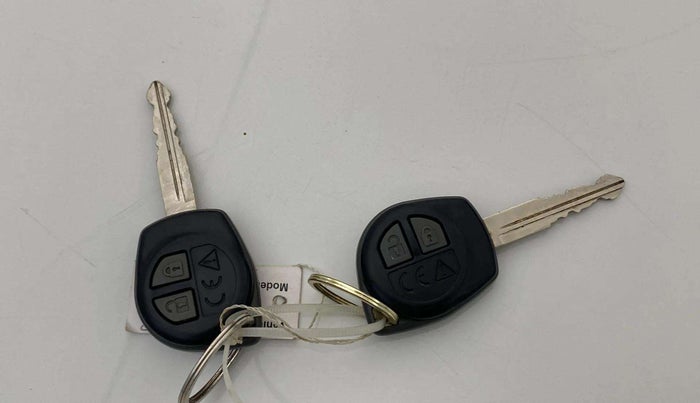 2023 Maruti Baleno SIGMA PETROL 1.2, Petrol, Manual, 22,352 km, Key Close Up