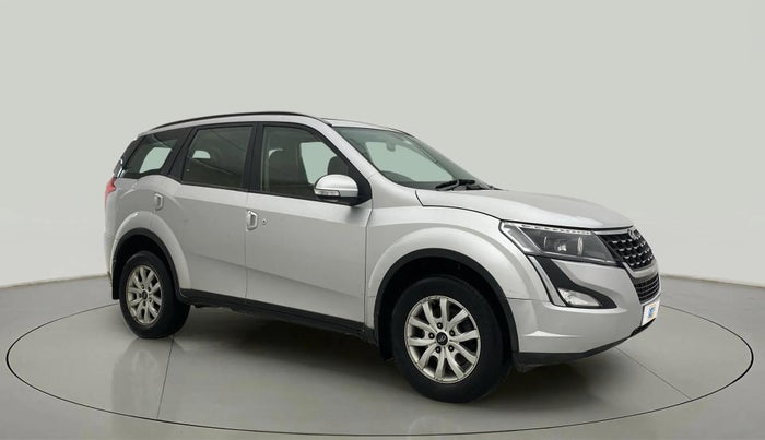 2019 Mahindra XUV500 W9, Diesel, Manual, 88,963 km, Right Front Diagonal