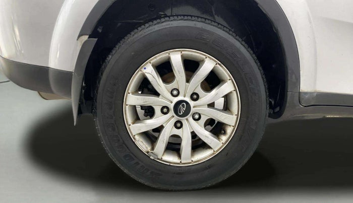 2019 Mahindra XUV500 W9, Diesel, Manual, 88,963 km, Right Rear Wheel