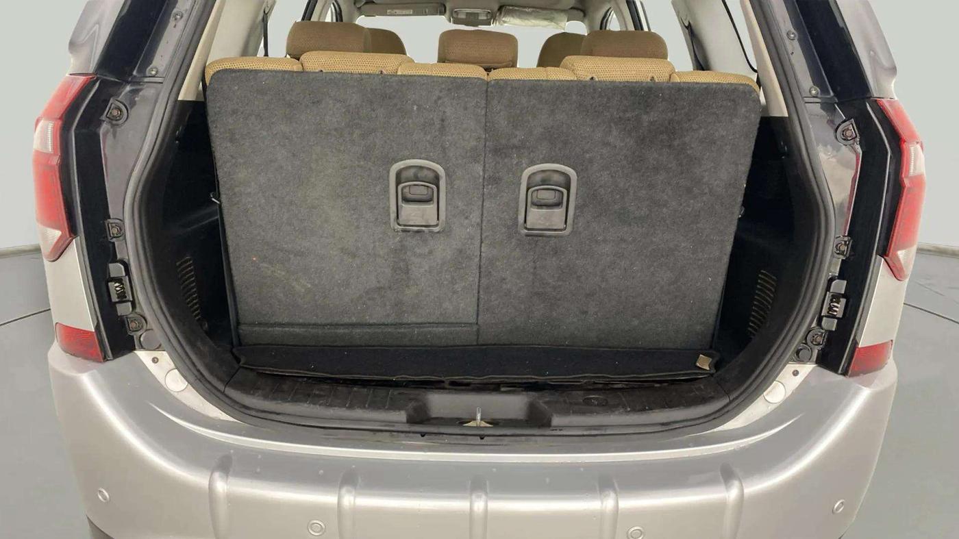 2019 Mahindra XUV500 W9, Diesel, Manual, 88,963 km, Boot Open Zoomed View