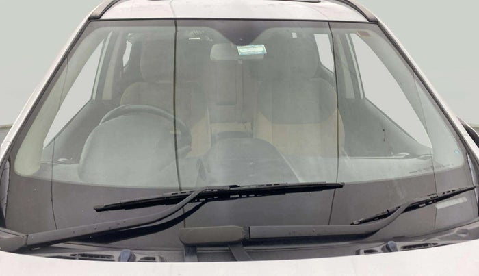 2019 Mahindra XUV500 W9, Diesel, Manual, 88,963 km, Front Windshield