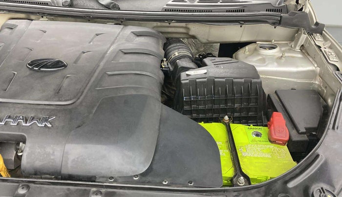 2019 Mahindra XUV500 W9, Diesel, Manual, 88,963 km, Engine View - Left