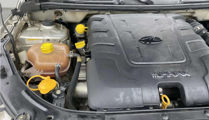 2019 Mahindra XUV500 W9, Diesel, Manual, 88,963 km, Engine View - Right