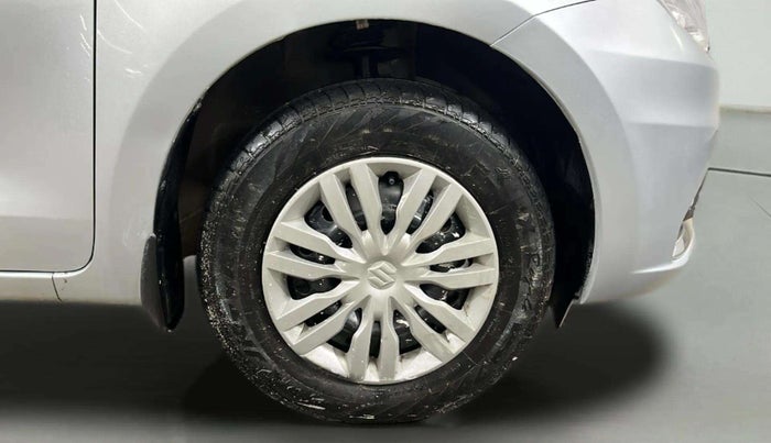 2023 Maruti Dzire VXI, Petrol, Manual, 8,877 km, Right Front Wheel