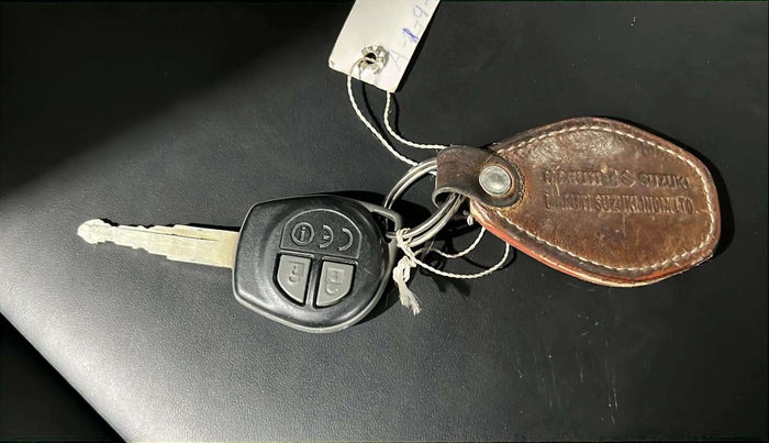2023 Maruti Dzire VXI, Petrol, Manual, 8,877 km, Key Close Up