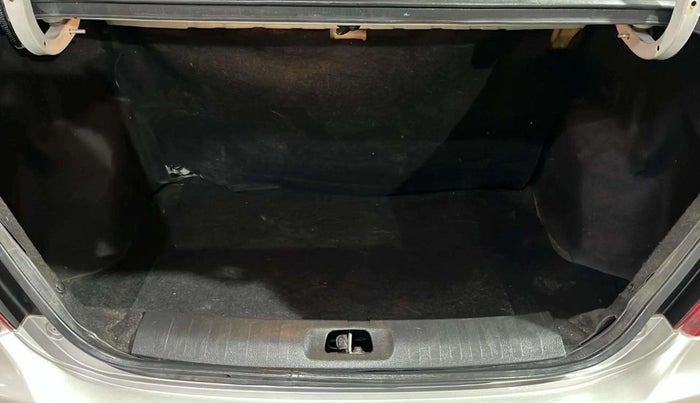 2015 Maruti Swift Dzire VXI, Petrol, Manual, 45,718 km, Boot Open Zoomed View