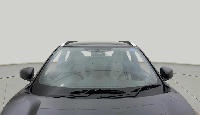 2024 Nissan MAGNITE Acenta B4D 1.0 Petrol AMT, Petrol, Automatic, 10,281 km, Front Windshield