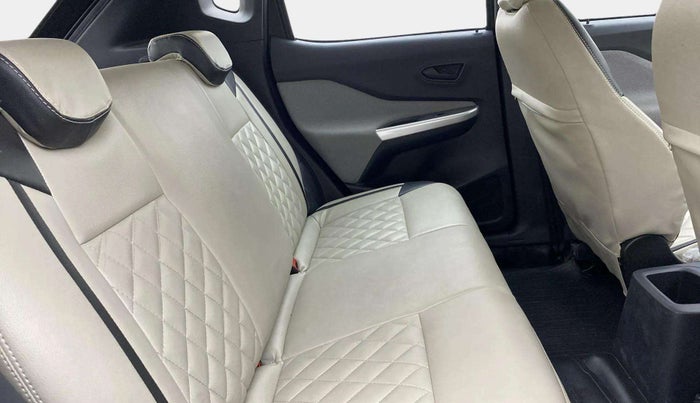 2024 Nissan MAGNITE Acenta B4D 1.0 Petrol AMT, Petrol, Automatic, 10,281 km, Right Side Rear Door Cabin