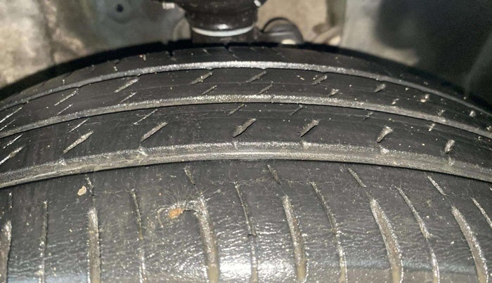 2018 Maruti IGNIS DELTA 1.2, Petrol, Manual, 66,645 km, Right Front Tyre Tread
