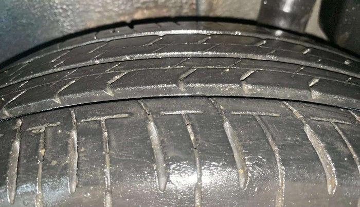 2018 Maruti IGNIS DELTA 1.2, Petrol, Manual, 66,645 km, Left Rear Tyre Tread