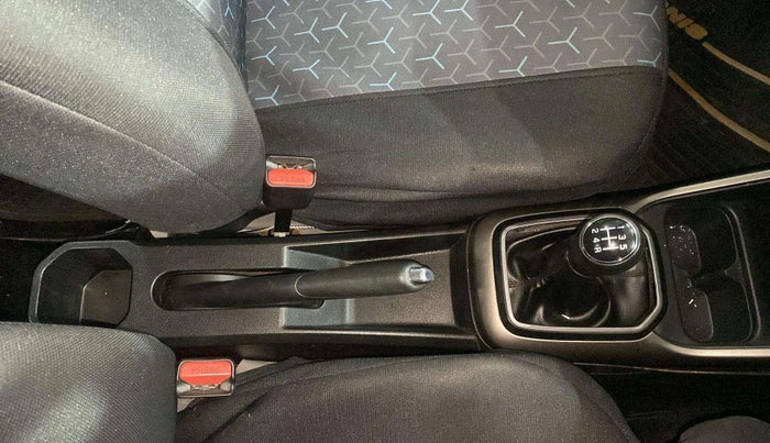 2018 Maruti IGNIS DELTA 1.2, Petrol, Manual, 66,645 km, Gear Lever