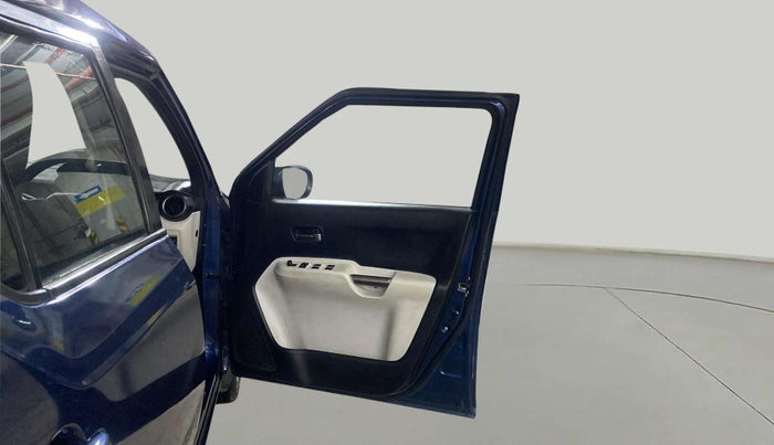 2018 Maruti IGNIS DELTA 1.2, Petrol, Manual, 66,645 km, RHS Front Door