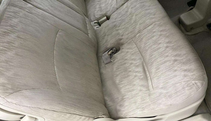 2012 Maruti Ertiga VXI, Petrol, Manual, 52,904 km, Second-row right seat - Seat side trim has minor damage