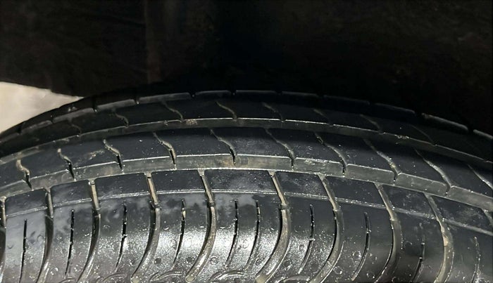 2022 Maruti S PRESSO VXI, Petrol, Manual, 14,177 km, Right Rear Tyre Tread