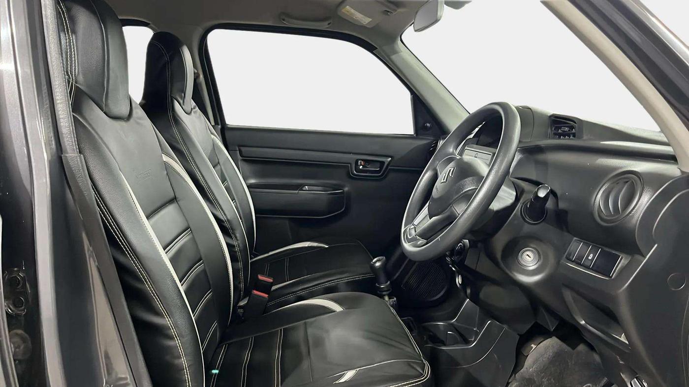 2022 Maruti S PRESSO VXI, Petrol, Manual, 14,292 km, Right Side Front Door Cabin