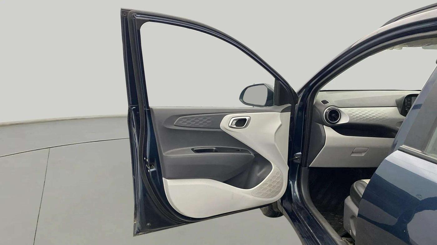 2020 Hyundai GRAND I10 NIOS SPORTZ 1.2 KAPPA VTVT CNG, CNG, Manual, 81,375 km, LHS Front Door